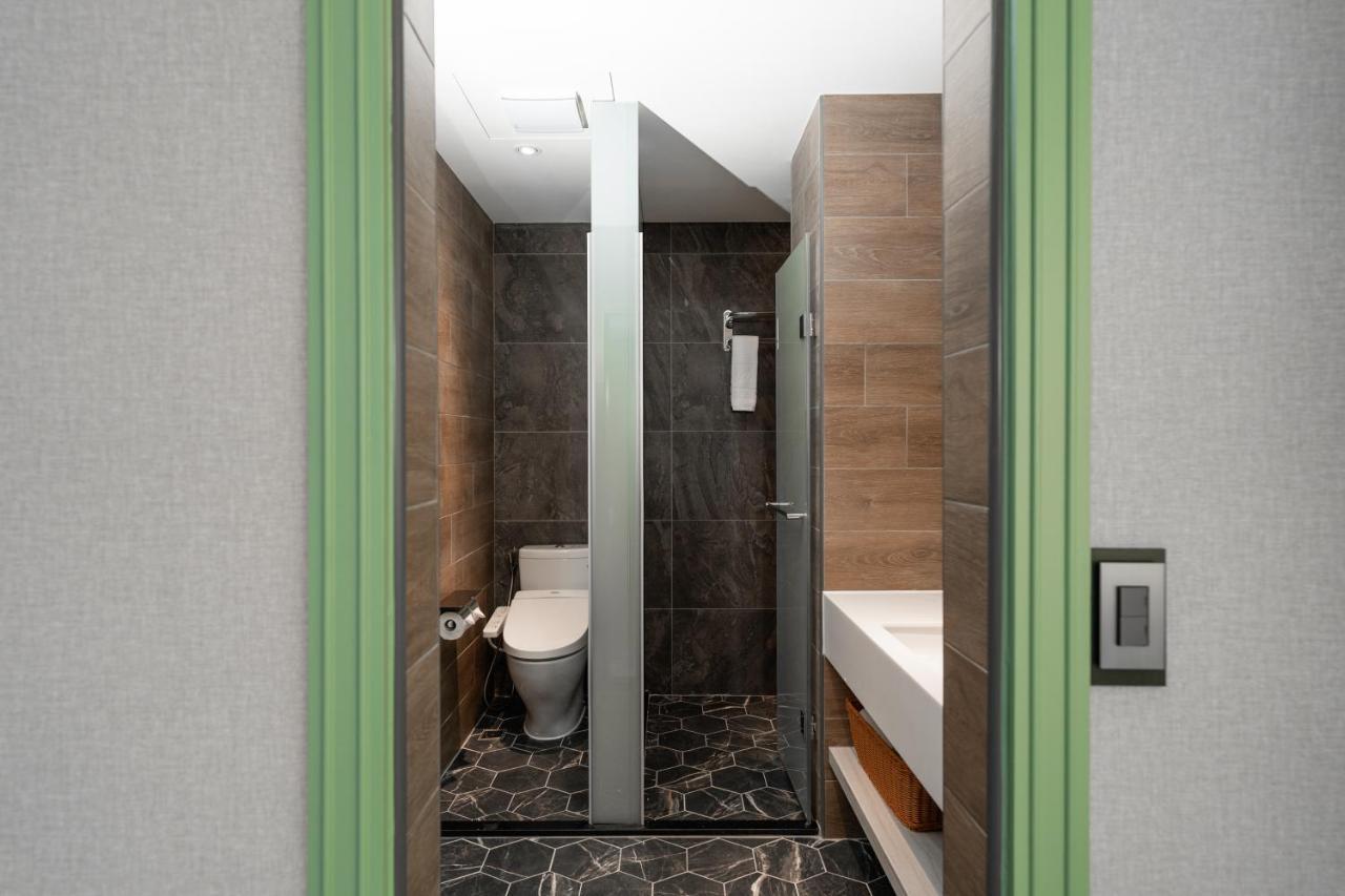 Yilan Fu Hsiang Hotel Bagian luar foto