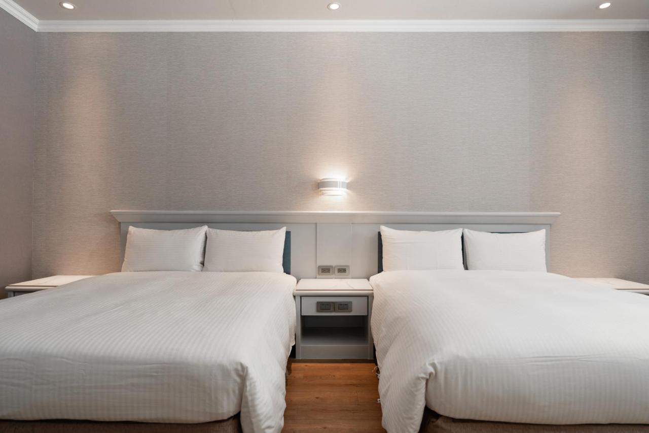 Yilan Fu Hsiang Hotel Bagian luar foto
