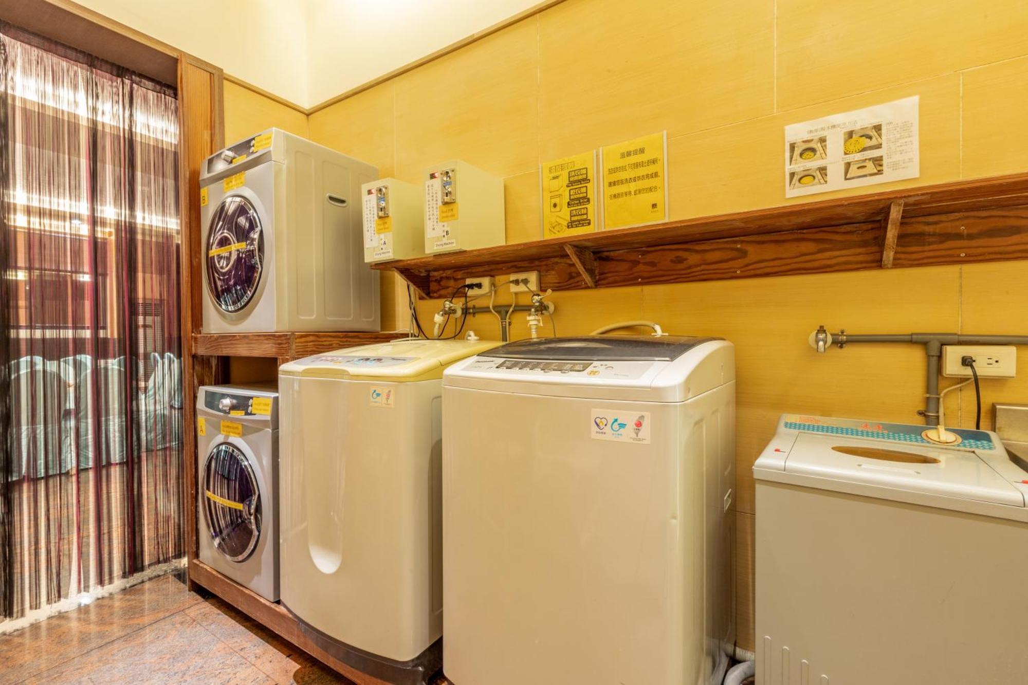 Yilan Fu Hsiang Hotel Bagian luar foto